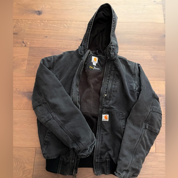 Carhartt Sherpa lined Jacket - Picture 2 of 6